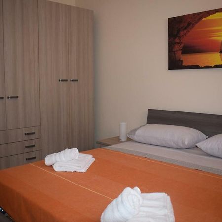 Affitto Breve Casa Taormina Apartment Палермо Екстериор снимка
